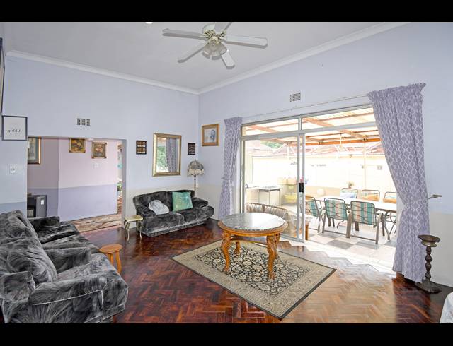 3 BEDROOM HOUSE FOR SALE IN GLENHAZEL